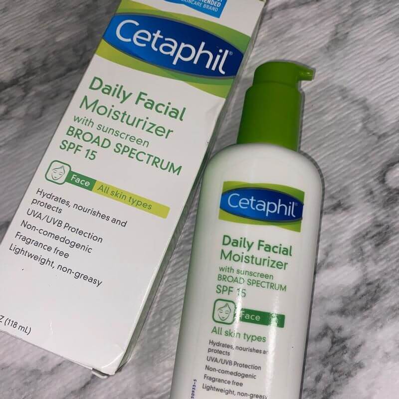 Kem dưỡng ẩm cho da dầu mụn Cetaphil Daily Facial Moisturizer SPF 15