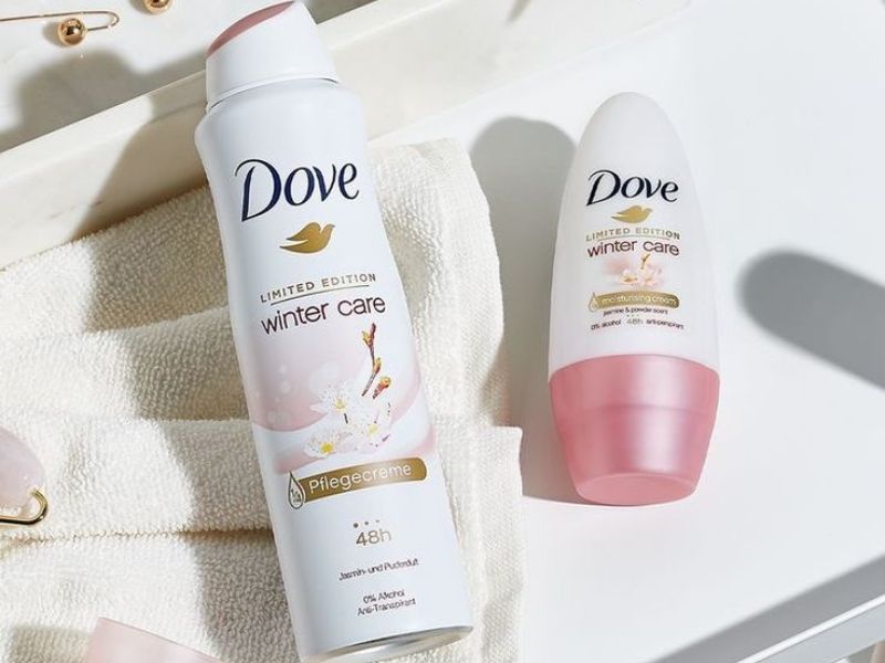 Lăn khử mùi Dove là một thương hiệu quen thuộc với nhiều chị em trên thị trường